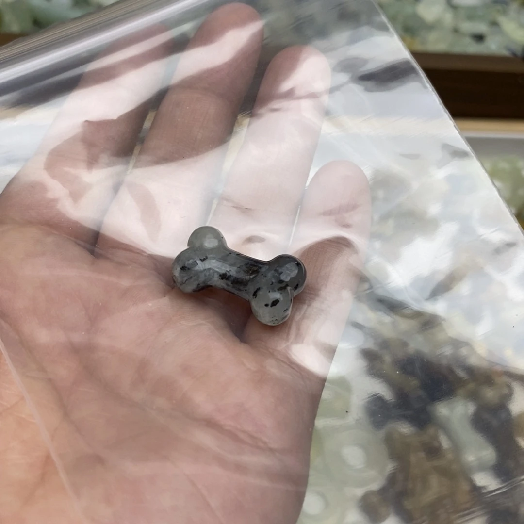 岫玉纯天然岫玉，默认微瑕，不退不换未镶嵌