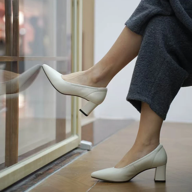 特惠壹家shoes055038羊皮5.5cm尖头高跟鞋粗跟单鞋通勤真皮女鞋