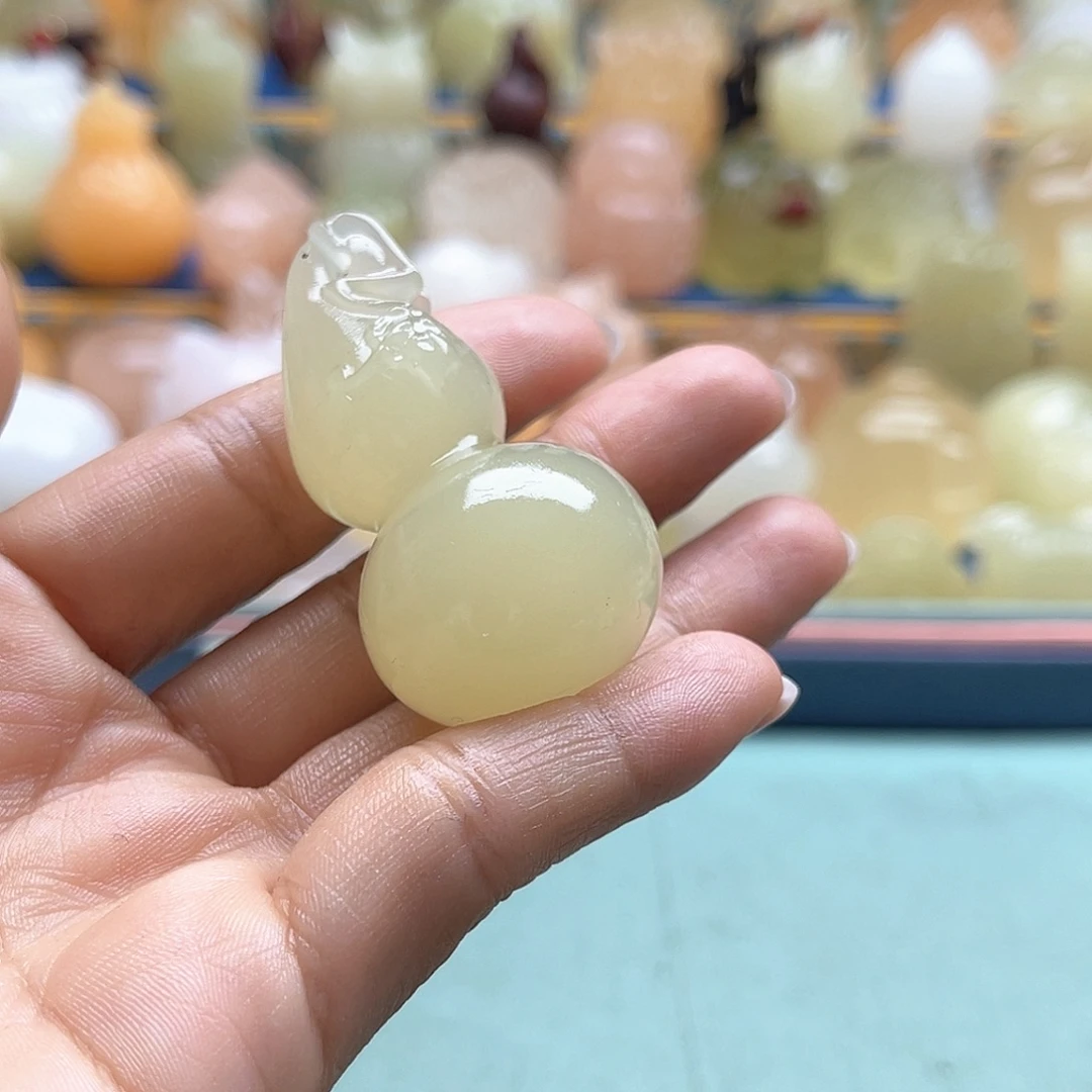 幽***狐新疆昆仑山脉山料