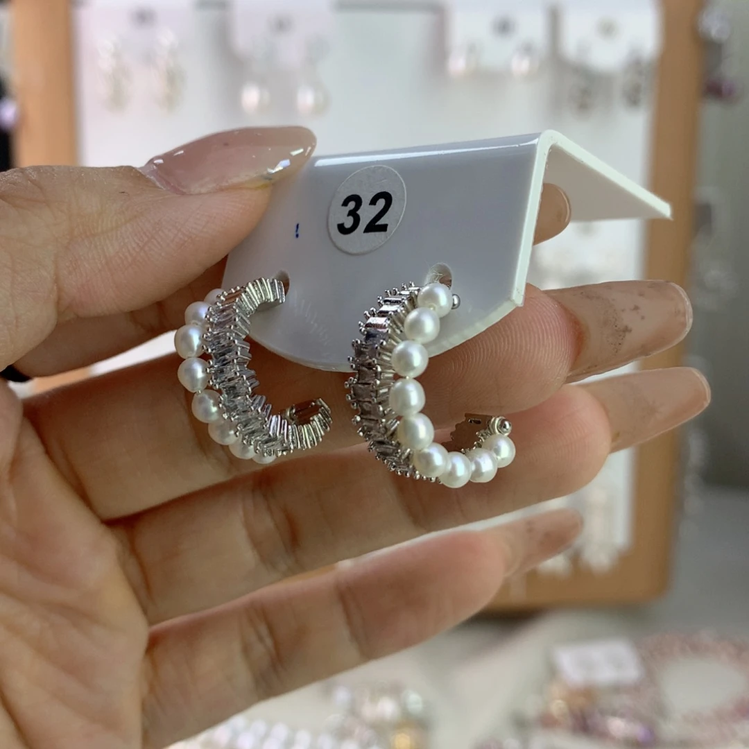 未镶嵌耳饰淡水珍珠
