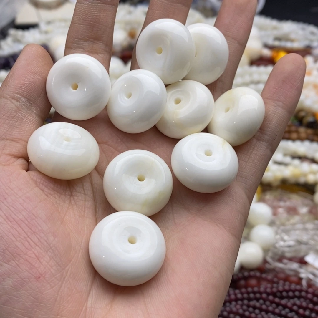 未镶嵌玛瑙/玉髓珠宝半成品一颗天然车车平安扣23mm