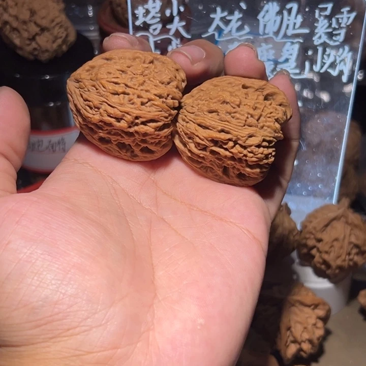 吊坠文玩核桃38高炮三角南疆