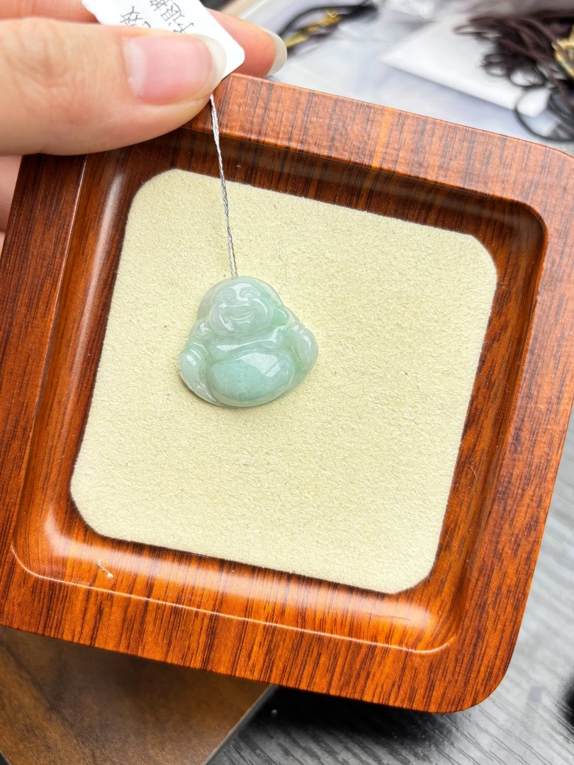 天然缅甸A货翡翠佛公