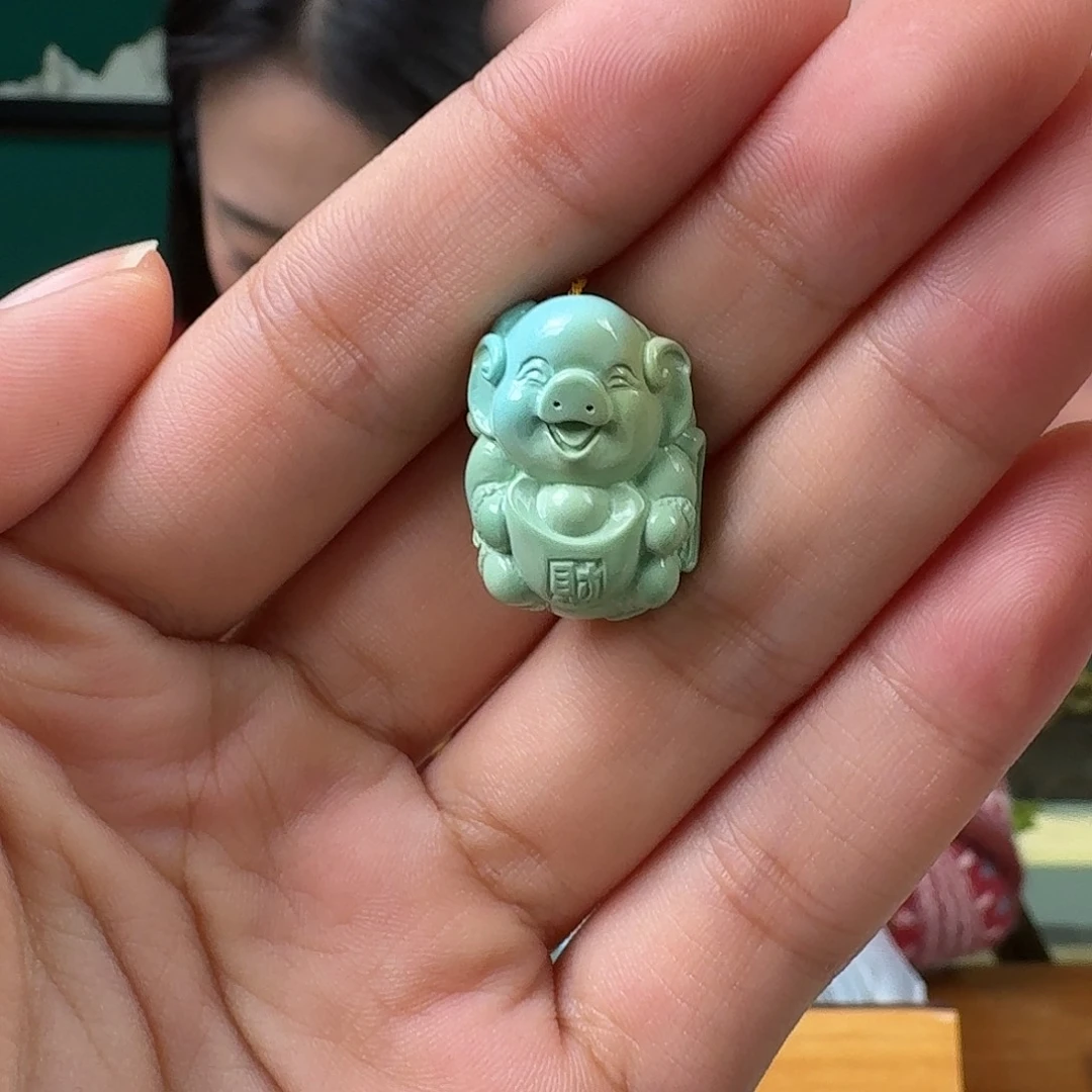 绿松石未镶嵌珠宝奇石