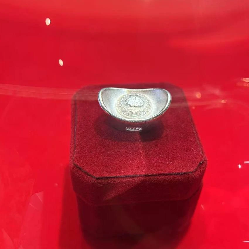 【粉丝福利A】新款高档精美元小宝摆件