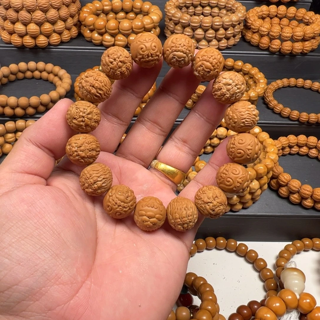 孟***瓷手串猴头核桃不动明王大黑天