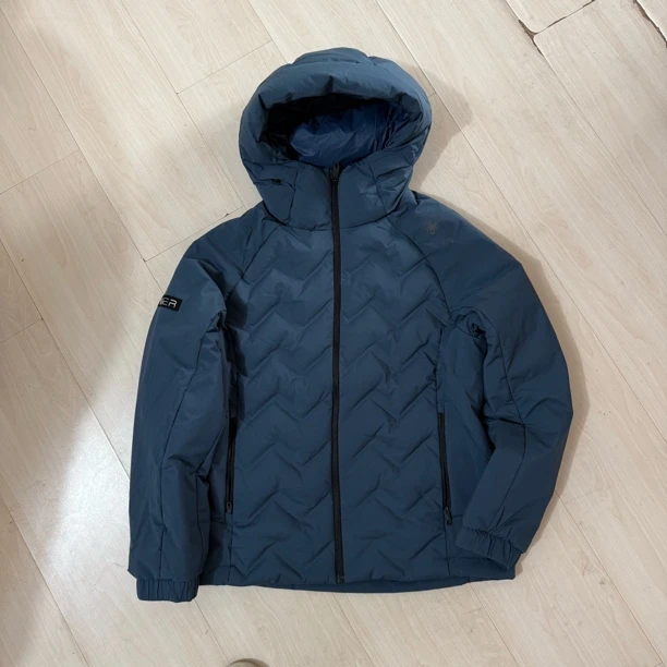 25482 帅！男款连帽羽绒服