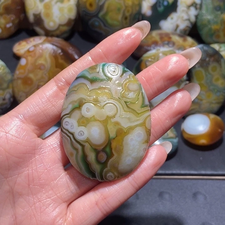 【闪购商品】未镶嵌玛瑙/玉髓珠宝奇石e e