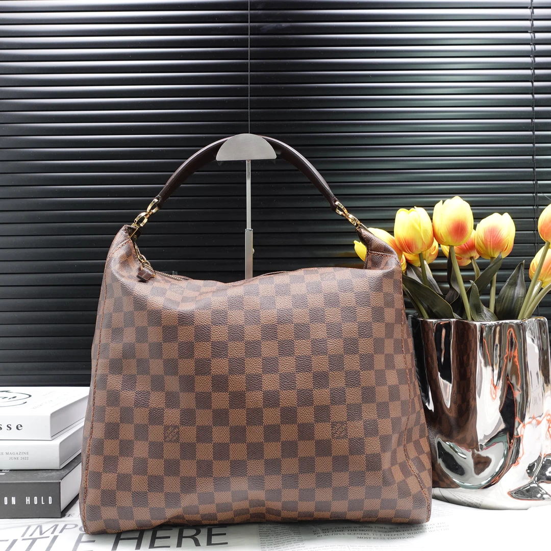 95新 LouisVuitton/路易威登 单肩包/T20285947