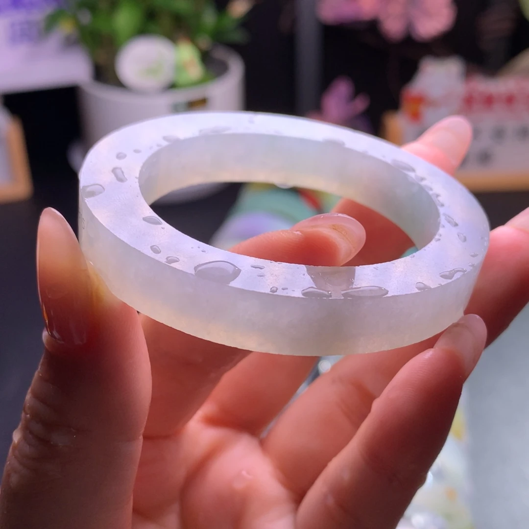 未镶嵌手镯定制翡翠