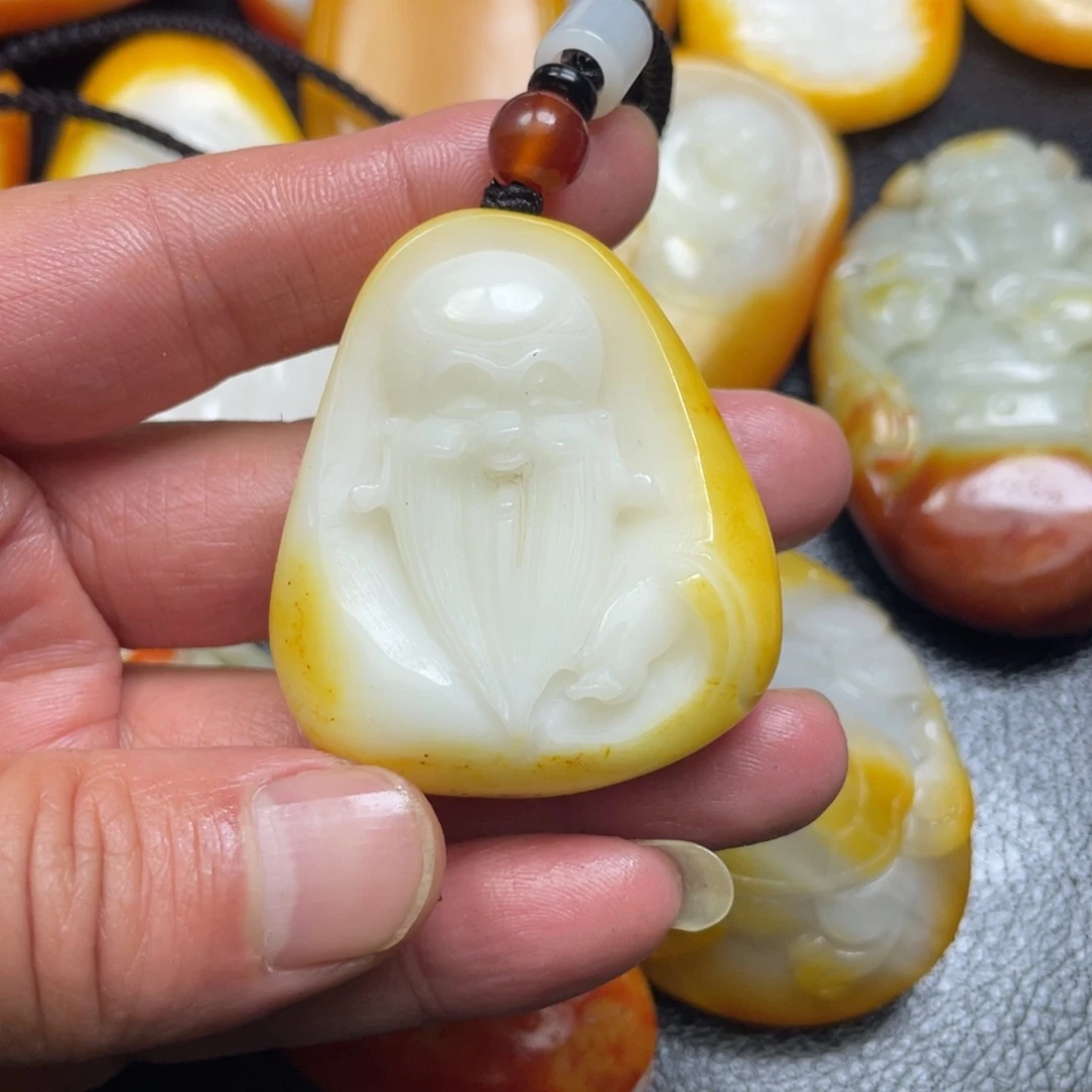 和田玉未镶嵌挂件