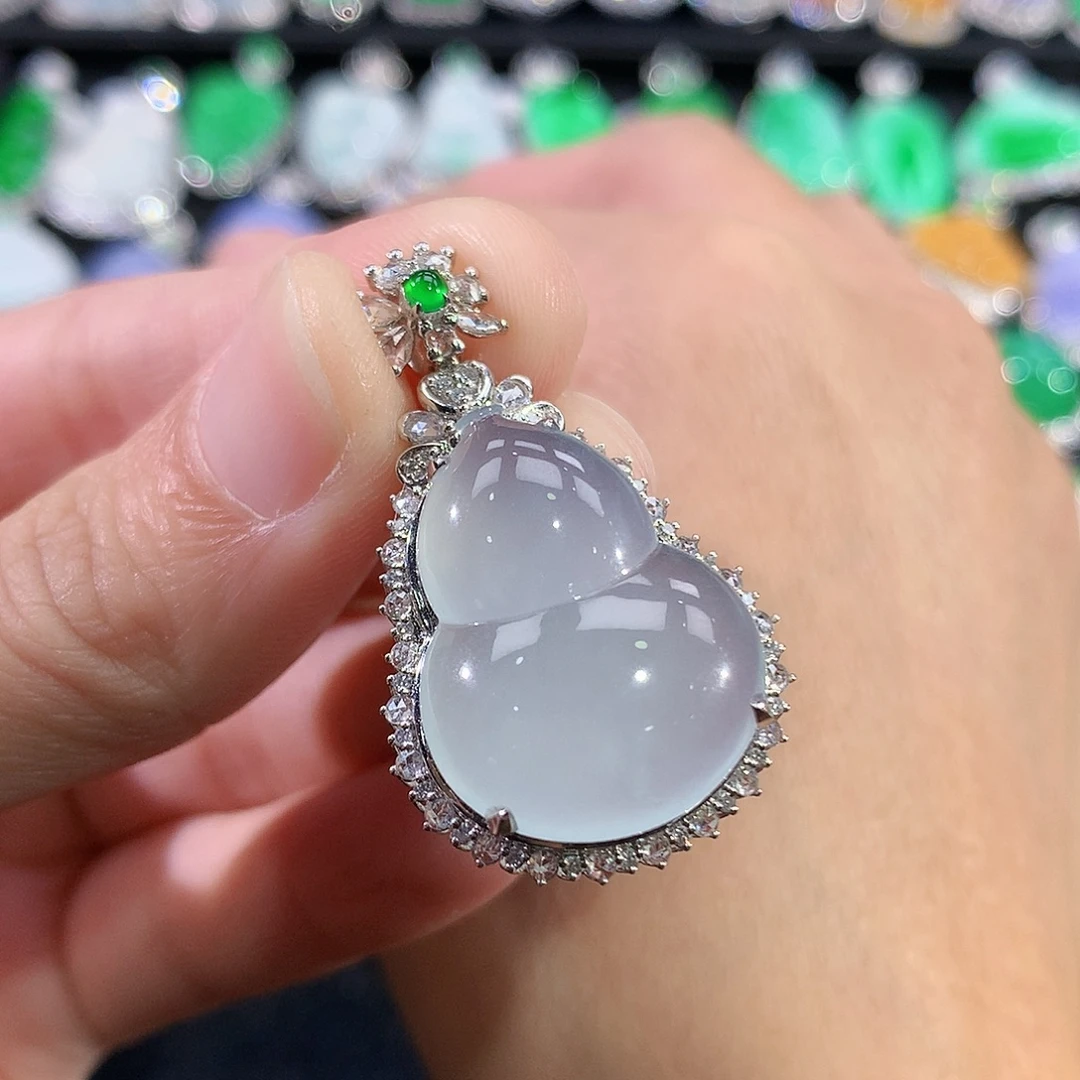 翡翠18K金镶嵌戒指