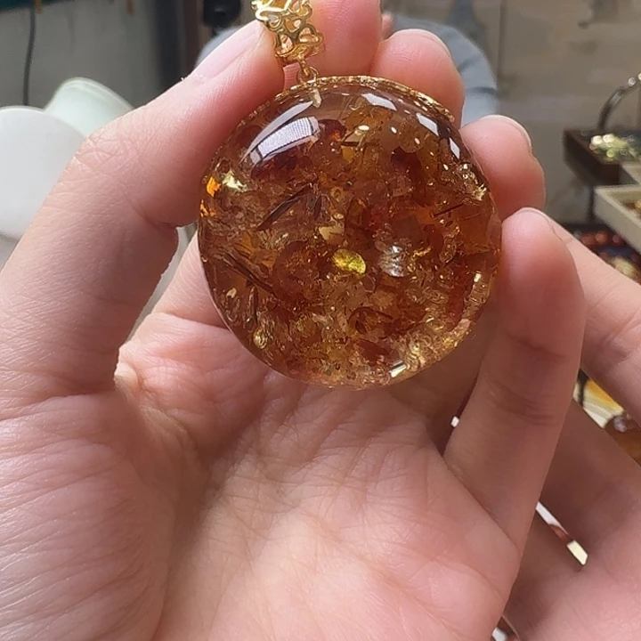 琥珀未镶嵌颈饰吊坠