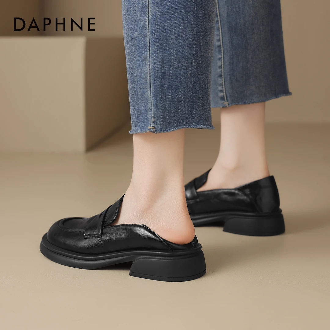 达芙妮黑色乐福鞋女秋季2025新款单鞋复古英伦小皮鞋