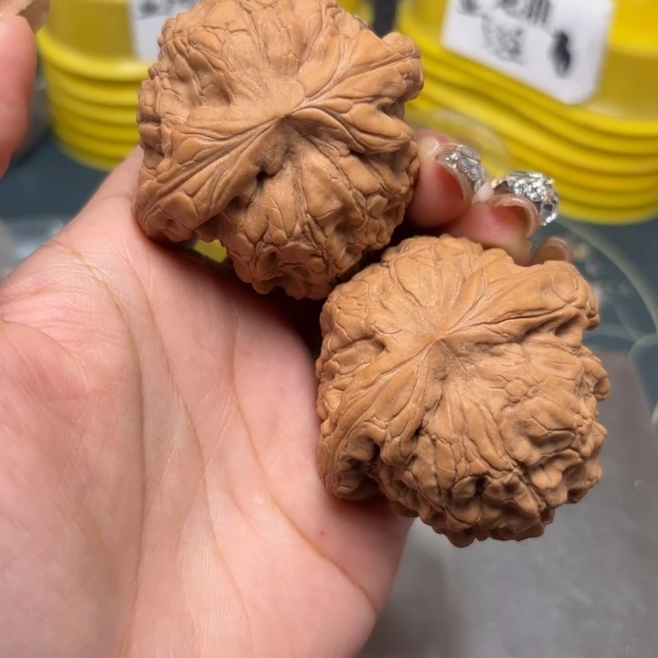 文玩核桃吊坠53-18553-02