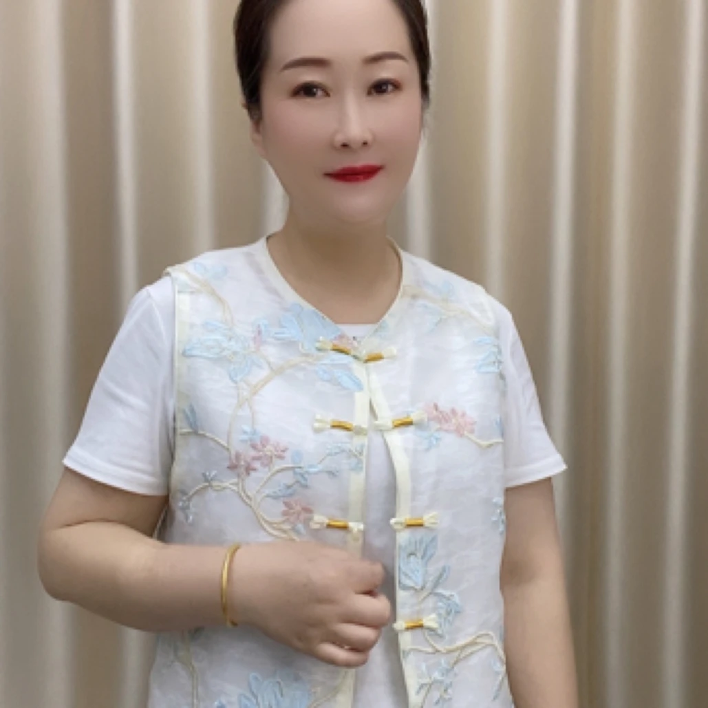 薄款刺绣马甲V领夏季甜美
