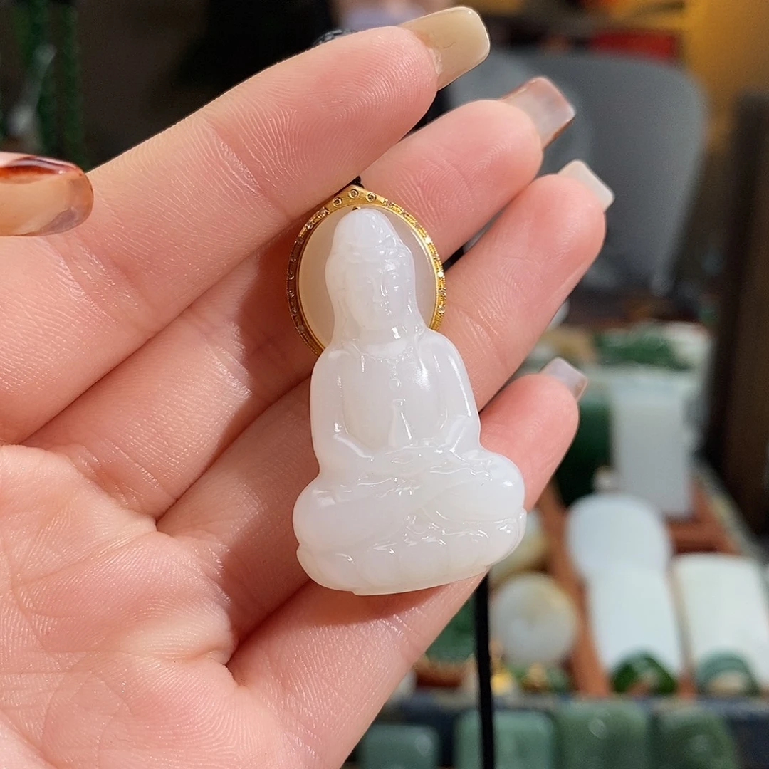 和田玉22K金镶嵌吊坠(赠链)