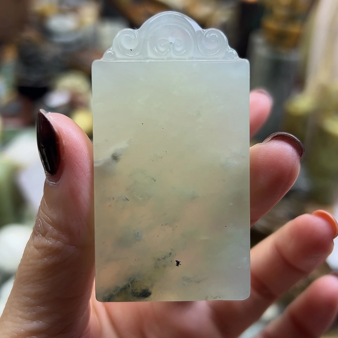 岫玉未镶嵌颈饰岫玉无事牌