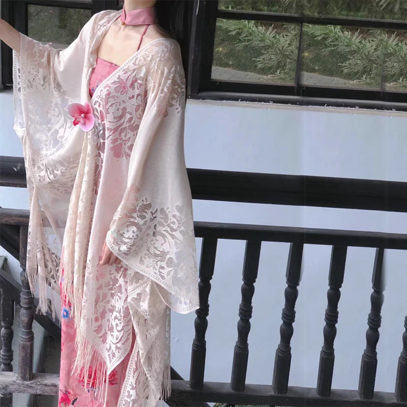 气质优雅新中式旗袍披肩外搭女春夏薄款防晒镂空流苏披肩蕾丝开衫