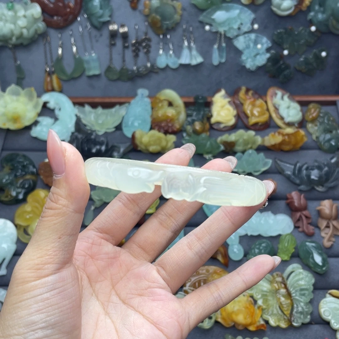 蛇纹石玉合金颈饰