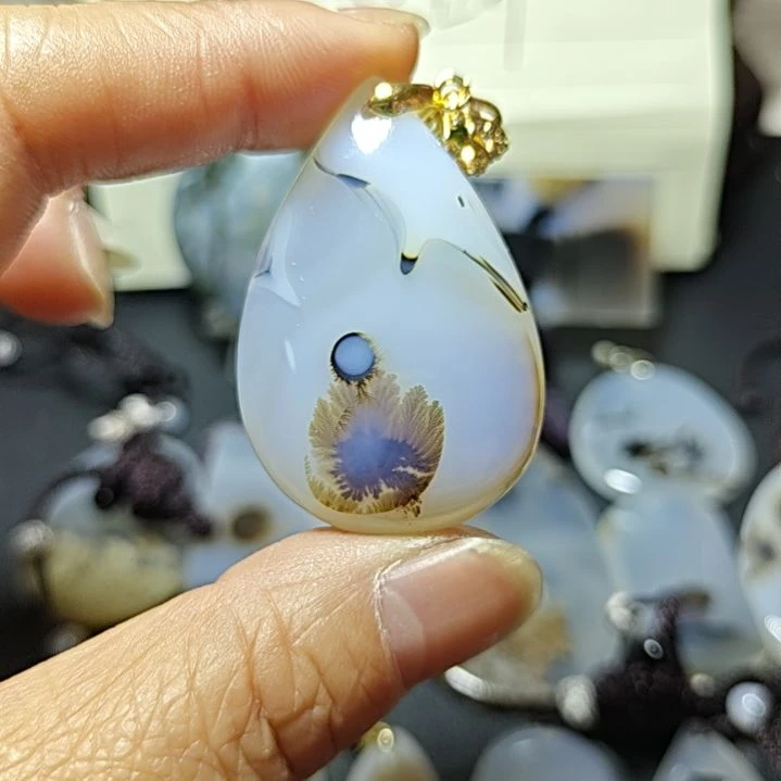 玛瑙/玉髓未镶嵌珠宝奇石