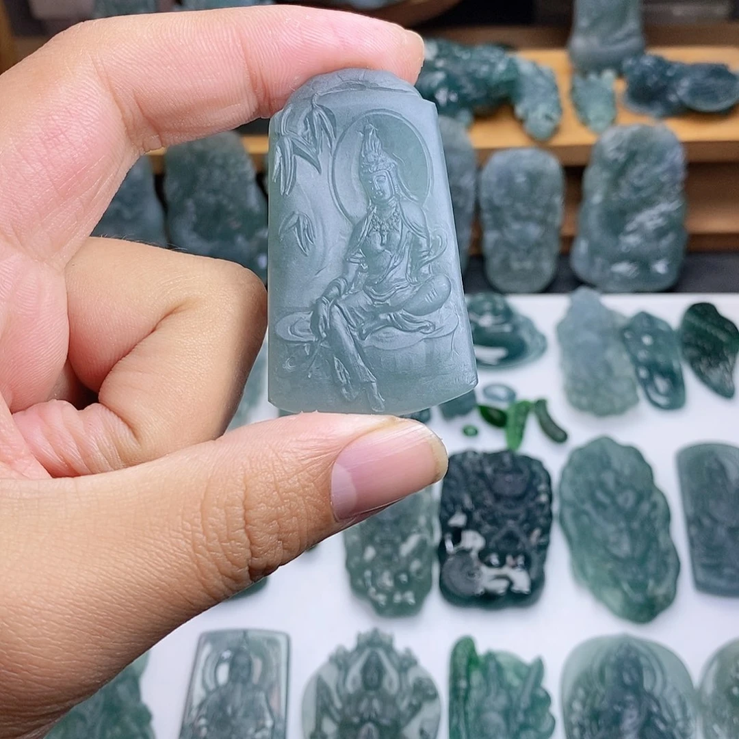 定制翡翠未镶嵌观音