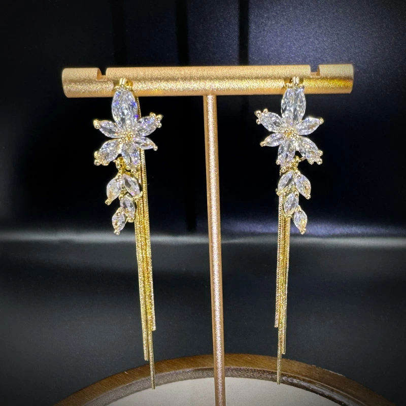 铜合金耳饰 一款两戴锆石流苏耳环女长款气质精致高级感耳钉耳饰