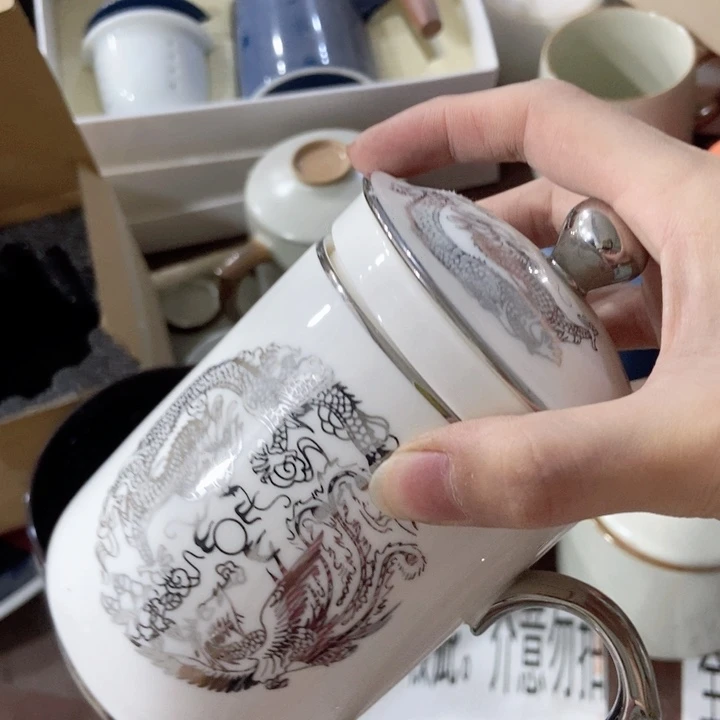 茶具微瑕，介意勿拍