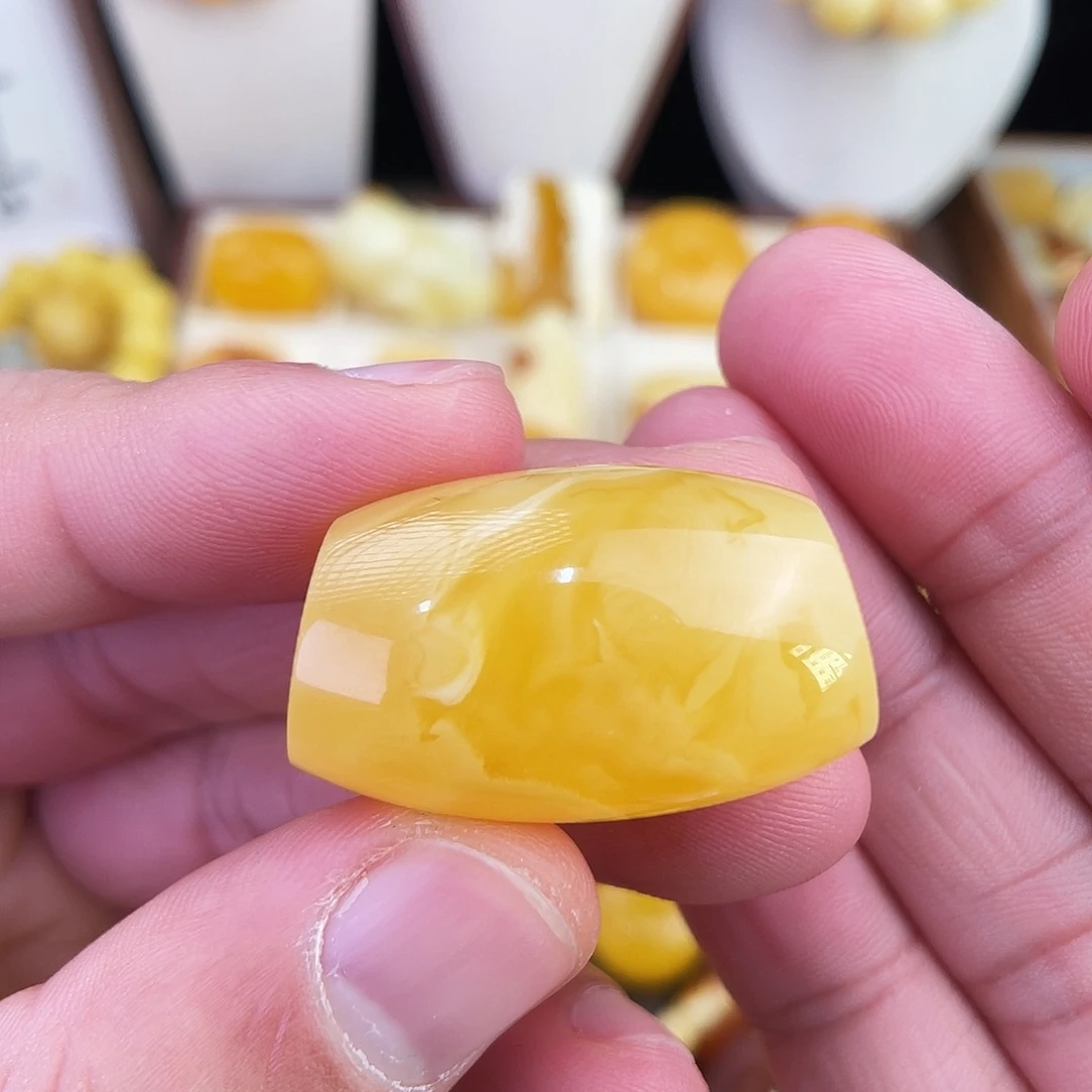 琥珀未镶嵌珠宝奇石我