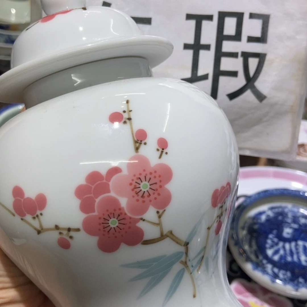 天***情陶瓷艺术品的制作