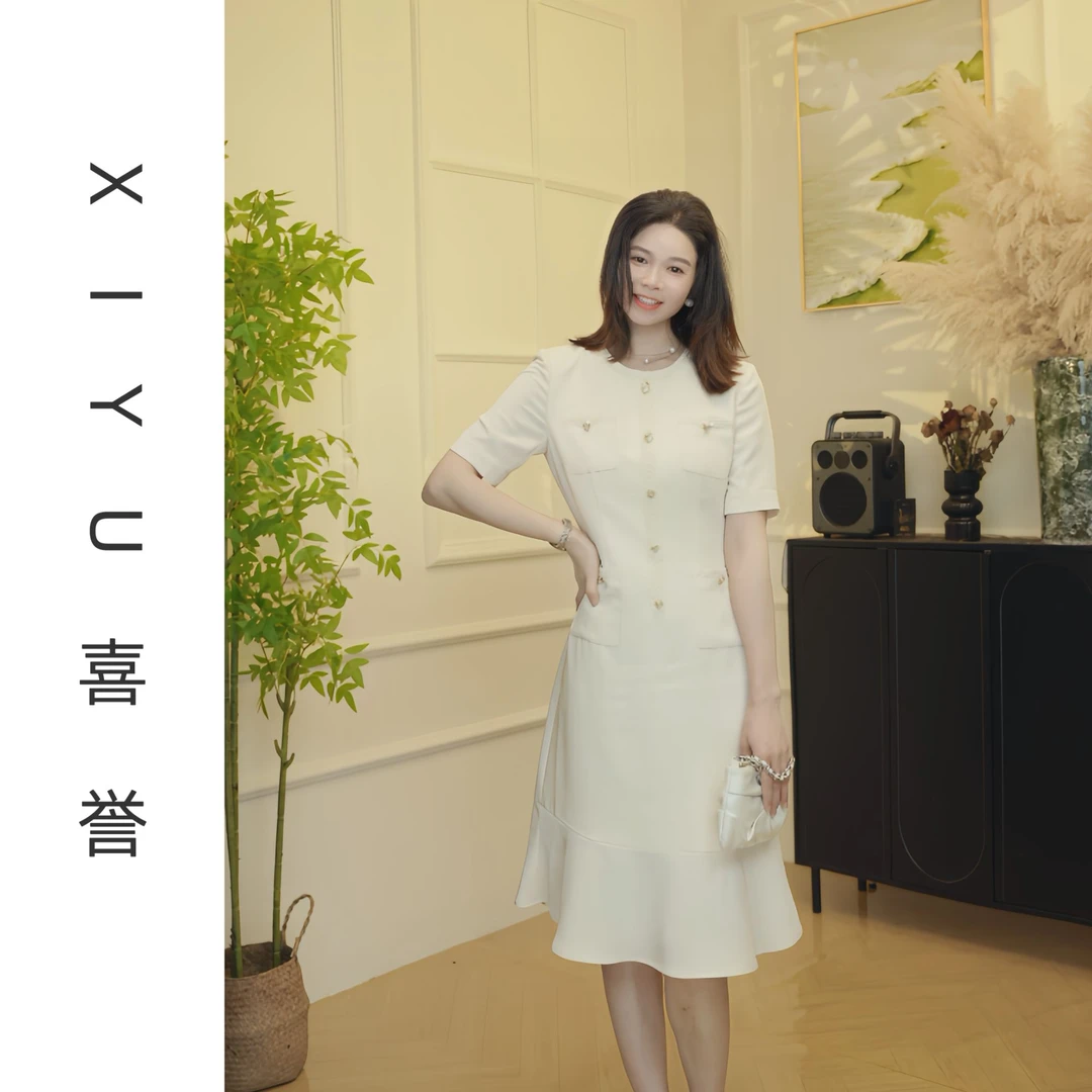 法式米白色小香风连衣裙夏季时尚收腰轻奢名媛风气质修身连衣裙