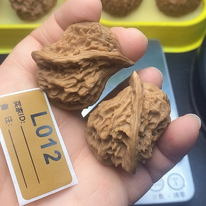 文玩核桃把件小鸟