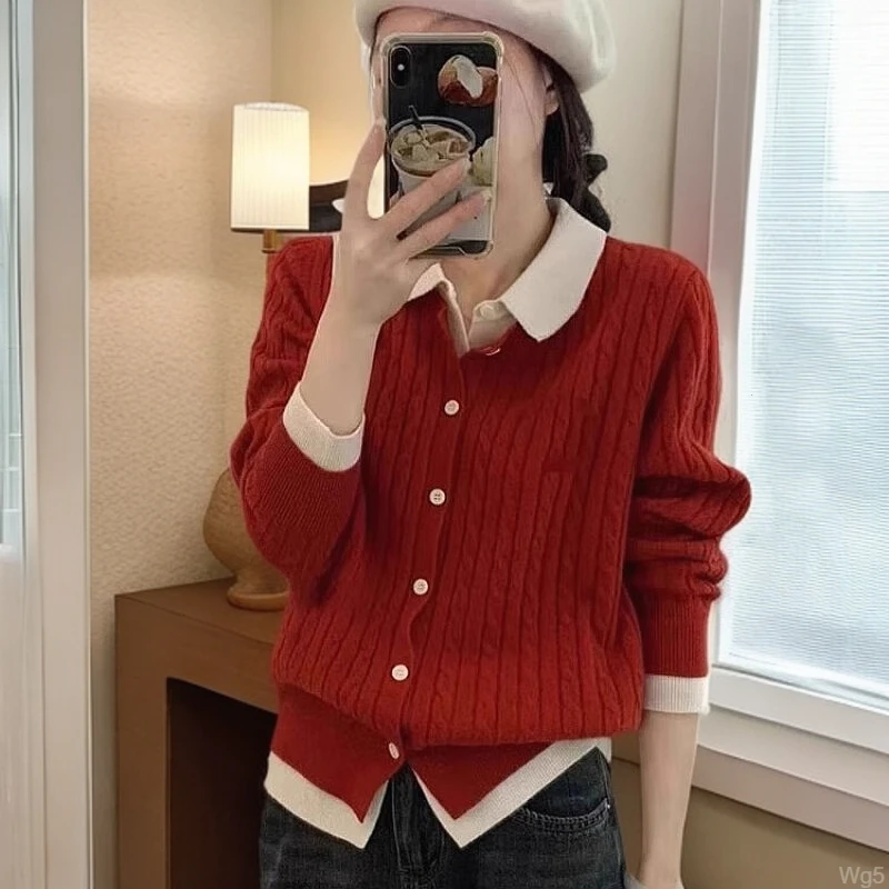 拼接翻领假两件针织开衫女春秋新款宽松洋气百搭麻花毛衣外套上衣