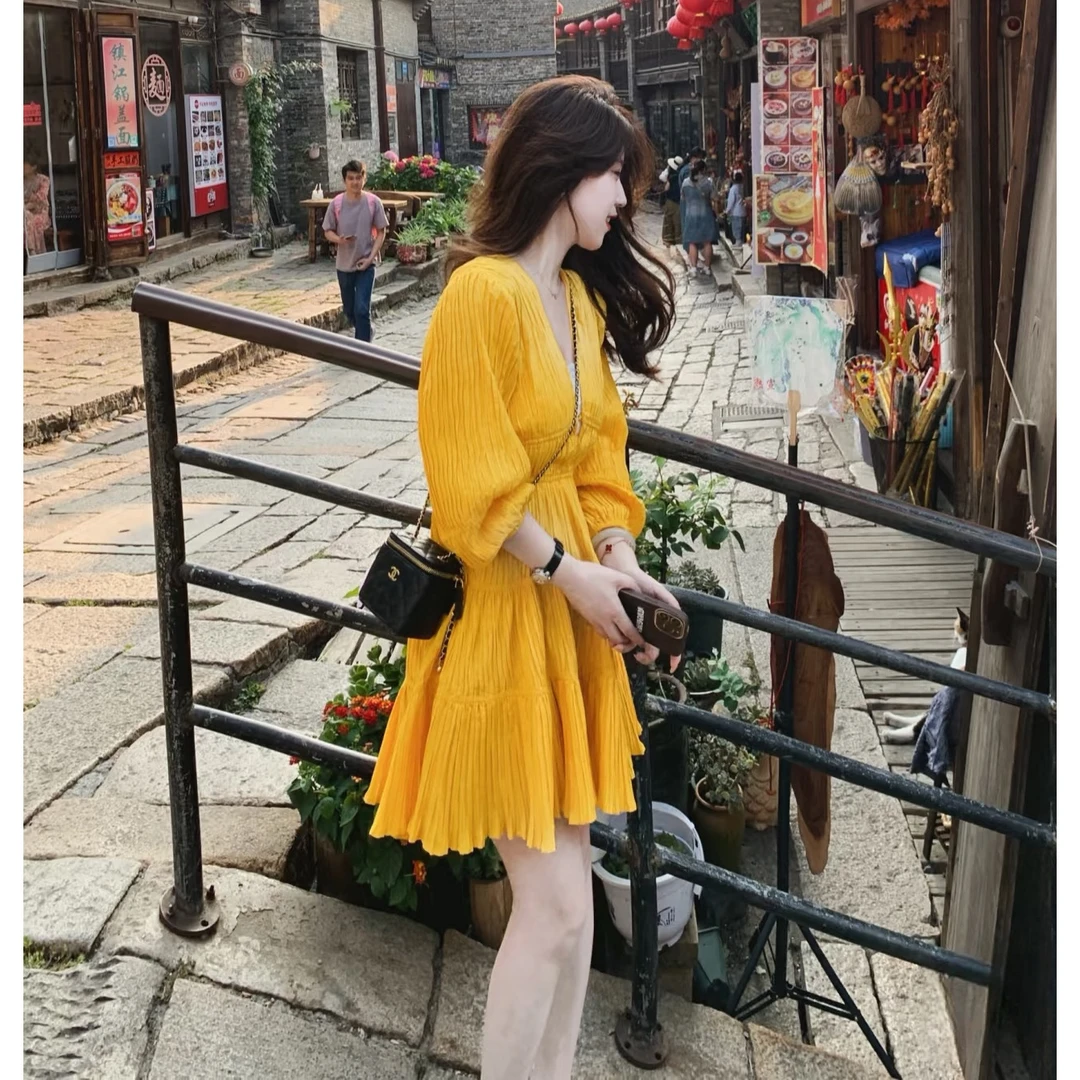 大码女装法式v领长袖连衣裙子夏季2025新款气质宽松显瘦中长裙