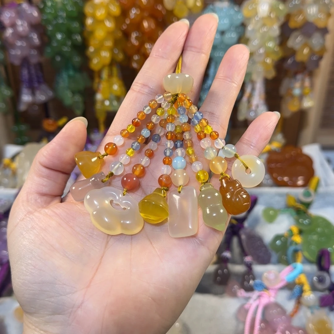 玛瑙/玉髓未镶嵌手机挂件