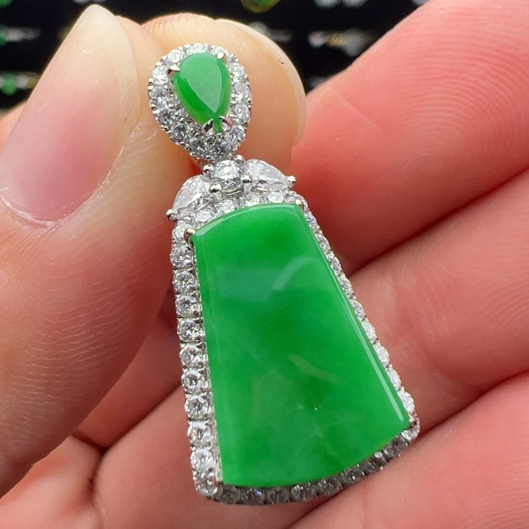 翡翠18K金镶嵌颈饰整体27.3