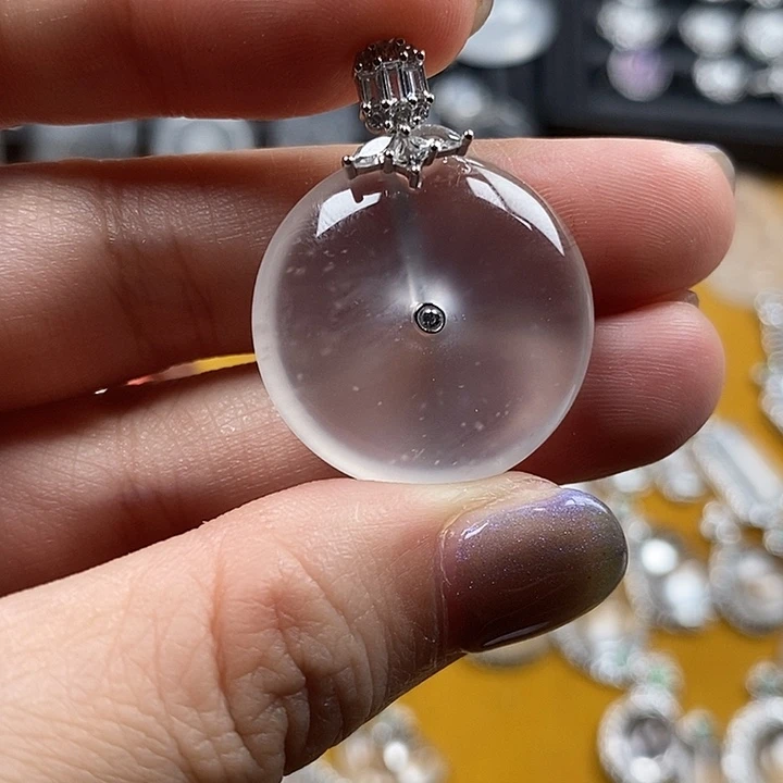 猜***猜石英质玉银S925镶嵌颈饰