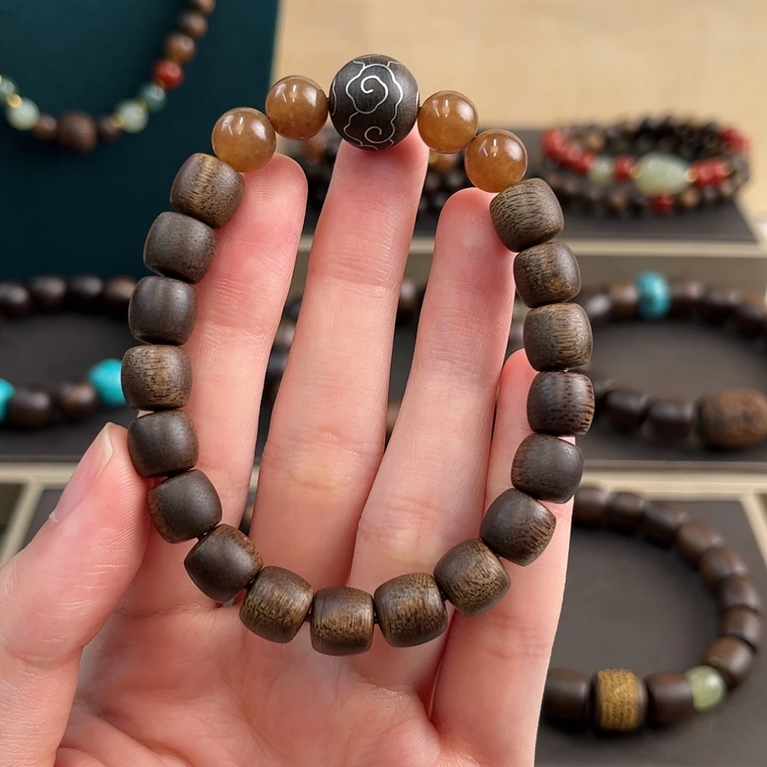 沉香手串8mm海南莺歌绿奇楠沉水级