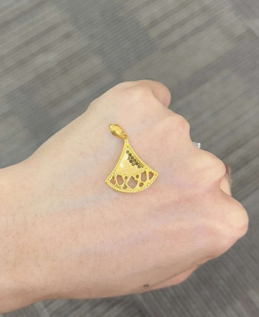 足金999 奶酪大裙子吊坠