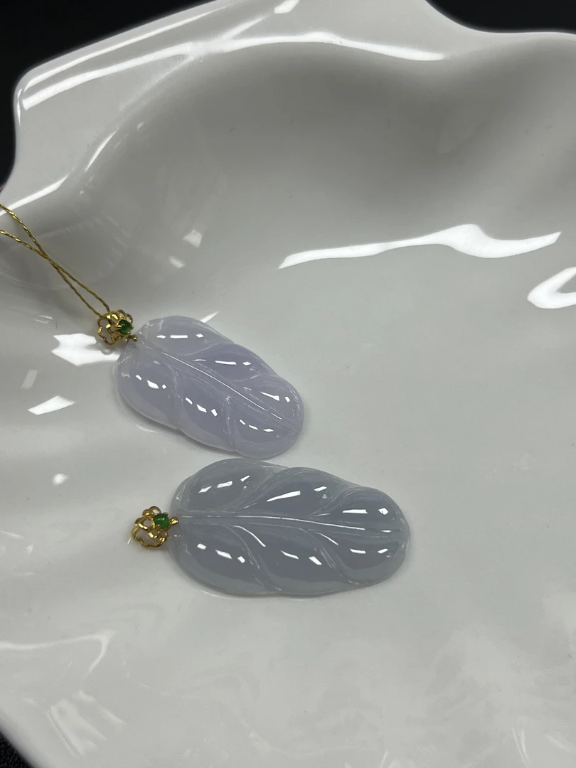 2025 天然翡翠18k金扣镶嵌 叶子 多样性发一