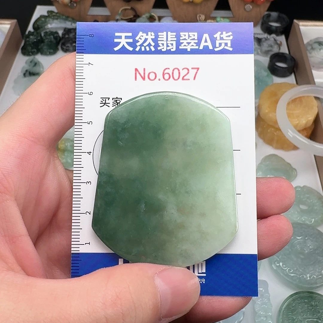 颈饰未镶嵌翡翠…..27
