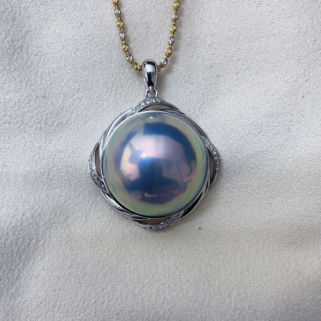 拼合珍珠（马贝珠）18K金镶嵌吊坠(不含链)