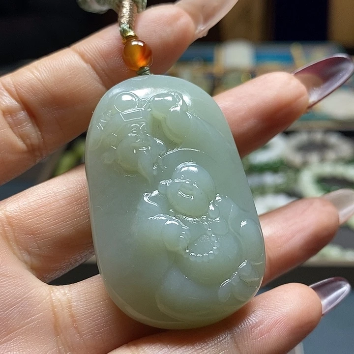 和田玉未镶嵌颈饰