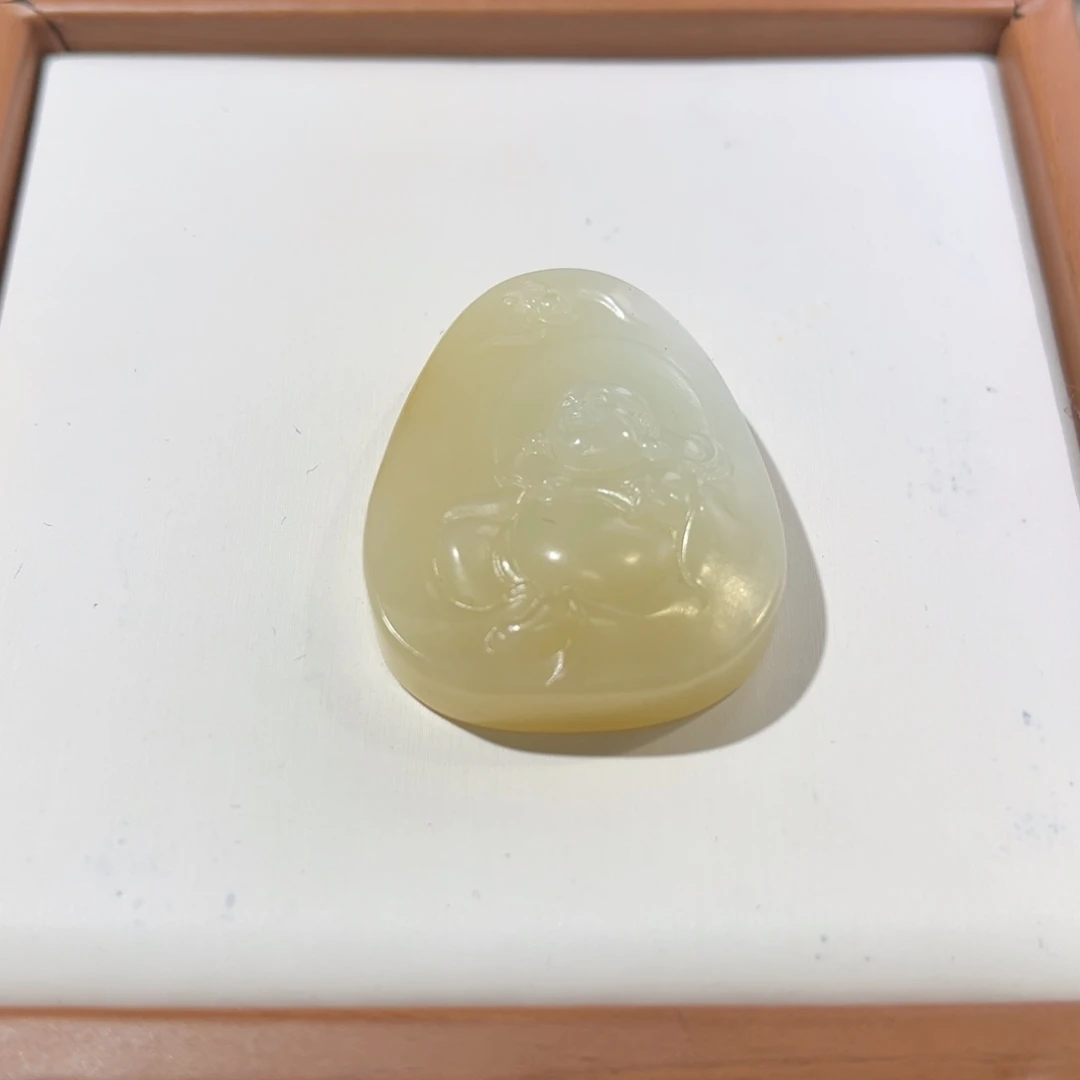 ****笑和田玉未镶嵌颈饰
