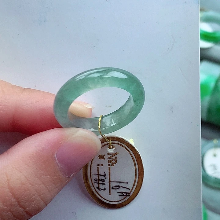 翡翠未镶嵌戒指16号