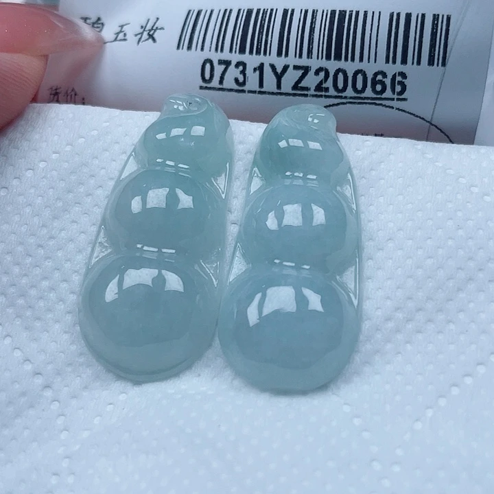 翡翠足银镀金镶嵌吊坠(不含链)