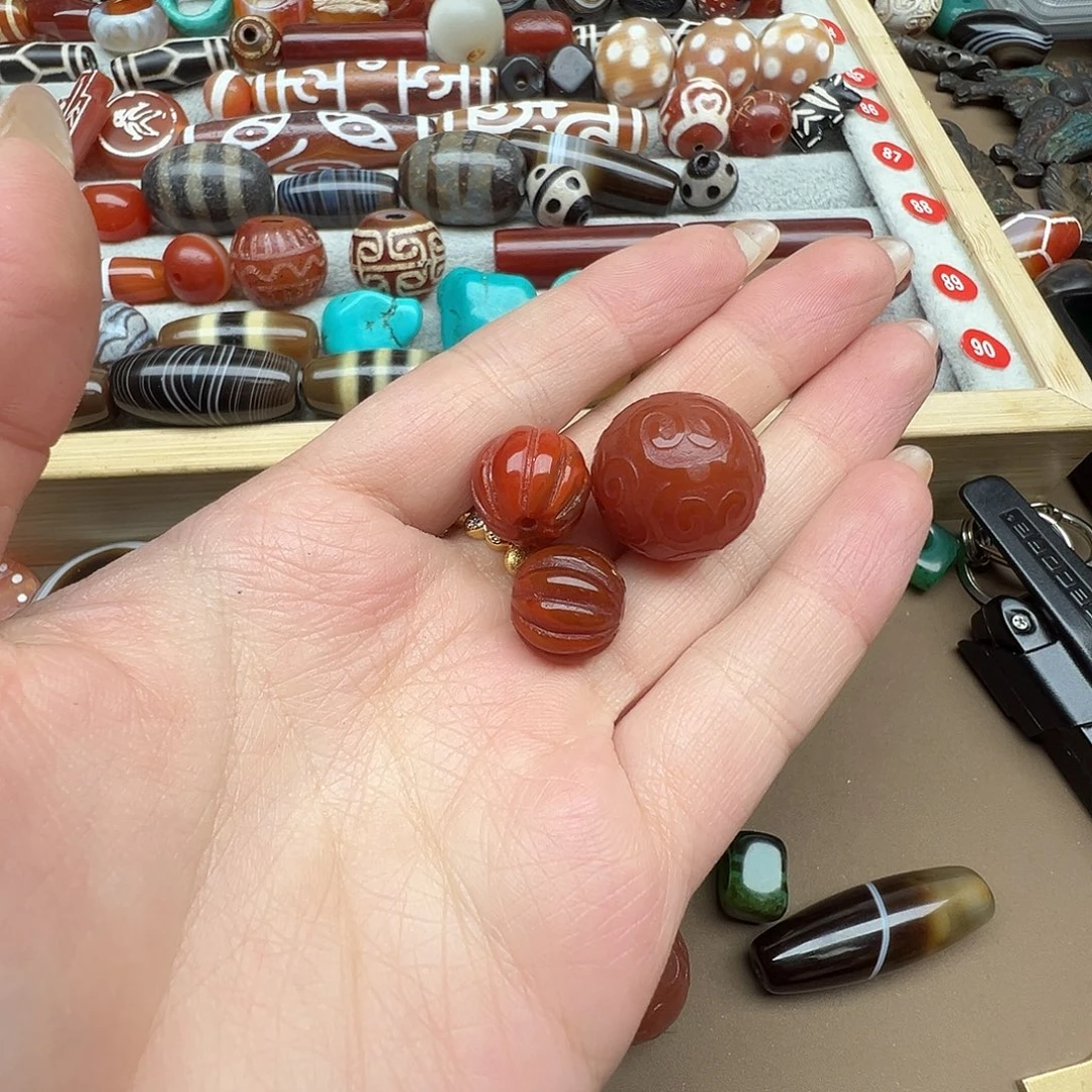 心***？玛瑙/玉髓未镶嵌珠宝半成品