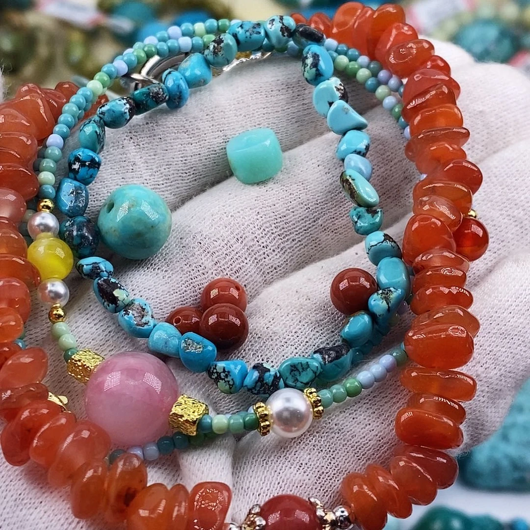 南红玛瑙未镶嵌珠宝奇石