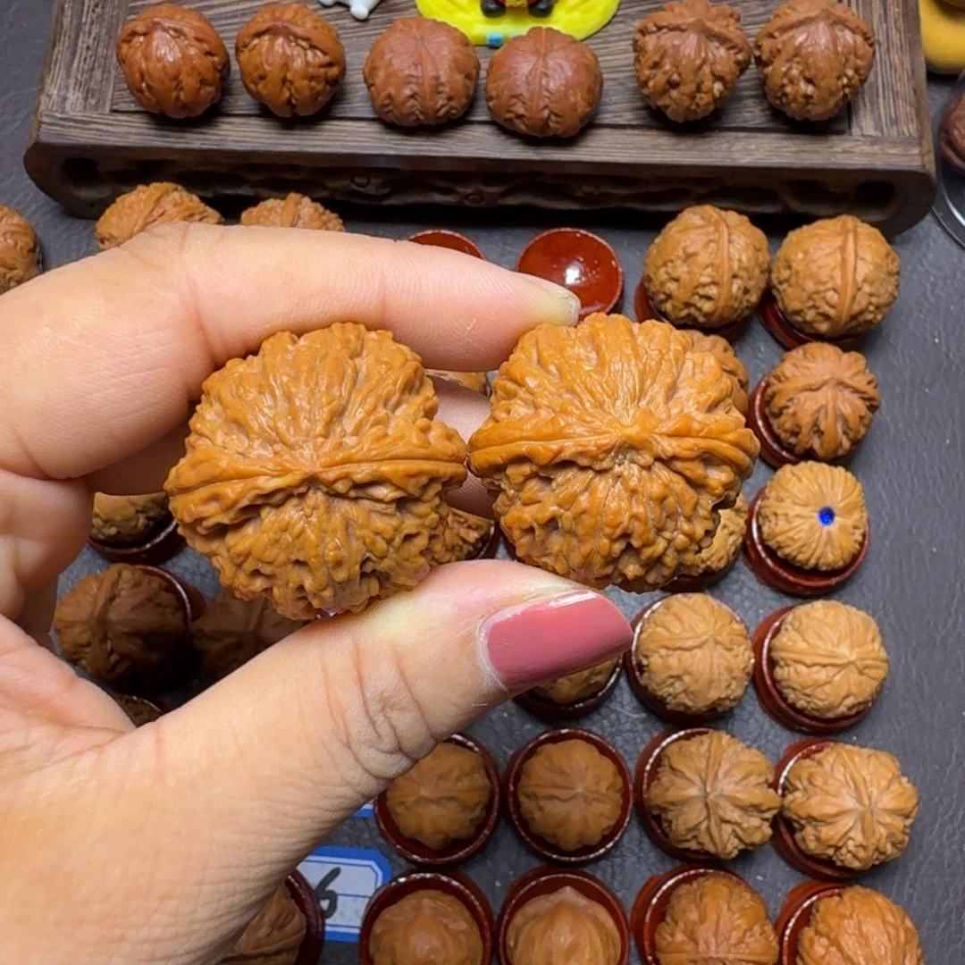 文玩核桃把件32尺焖尖狮子头016