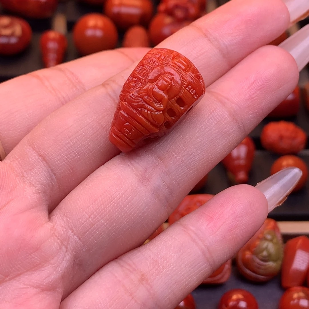 南红玛瑙未镶嵌保山高品无相佛三通15mm